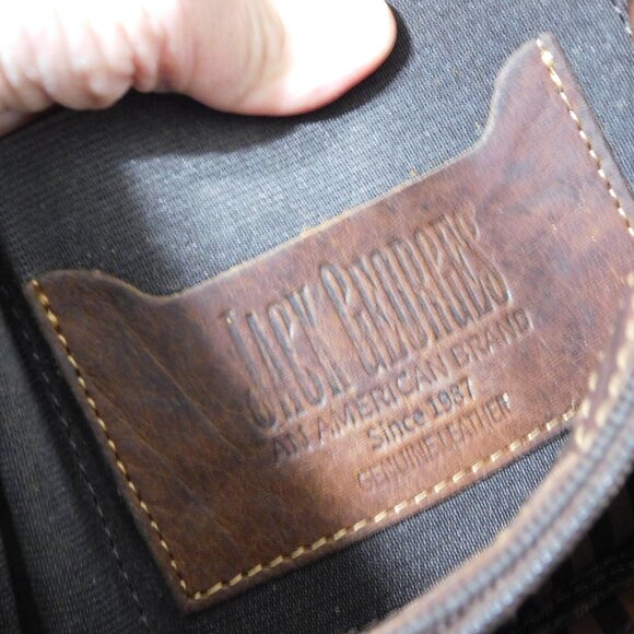 Jack Georges Voyager Convertible Zip Around Backpack Distressed Brown Leather - Picture 10 of 13